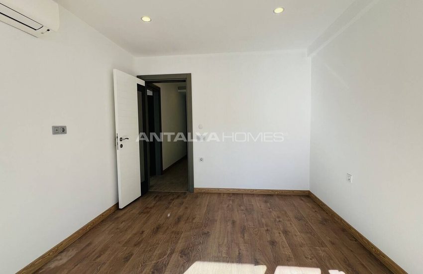 Detached Villa with a Private Pool in Kemer Center 18