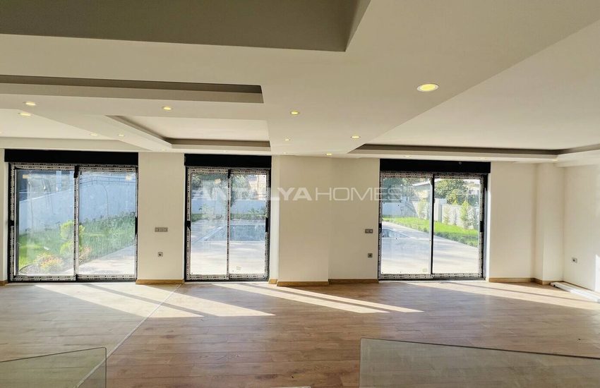 Detached Villa with a Private Pool in Kemer Center 10