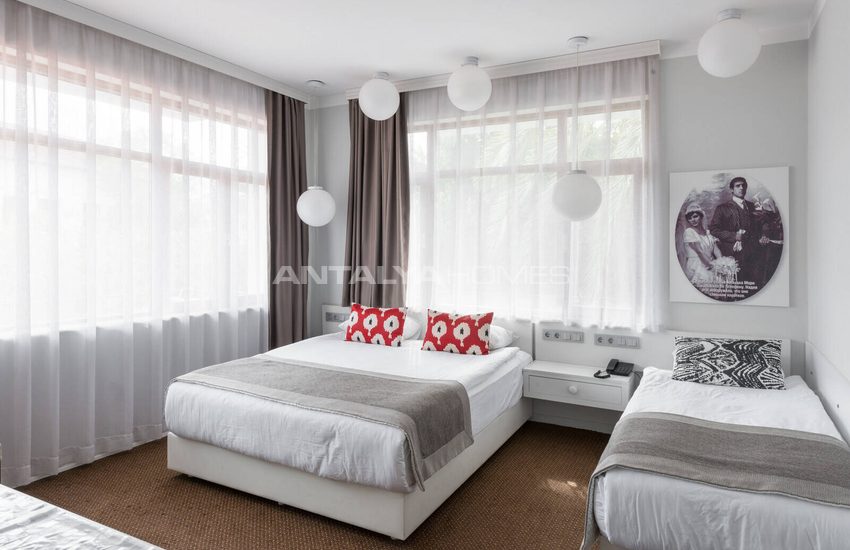 Boutique Hotel with 21 Rooms and Cafe in Old Town in Antalya 36