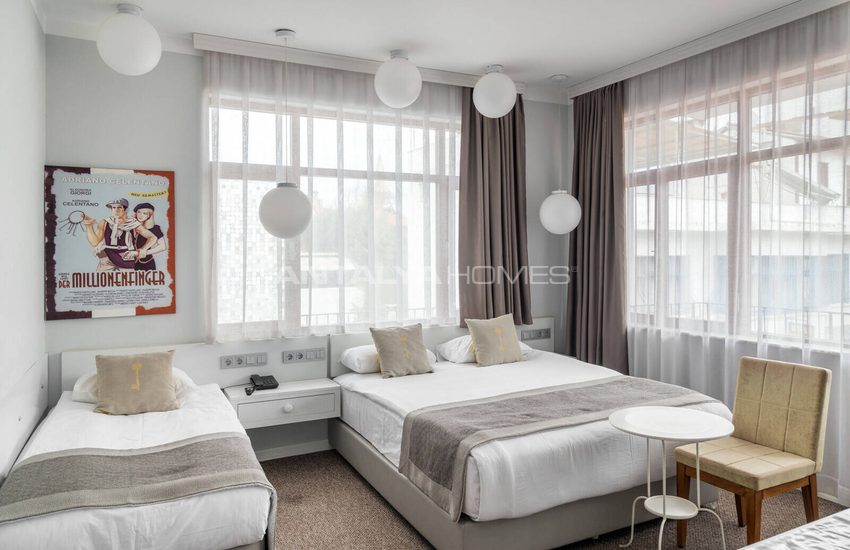 Boutique Hotel with 21 Rooms and Cafe in Old Town in Antalya 32