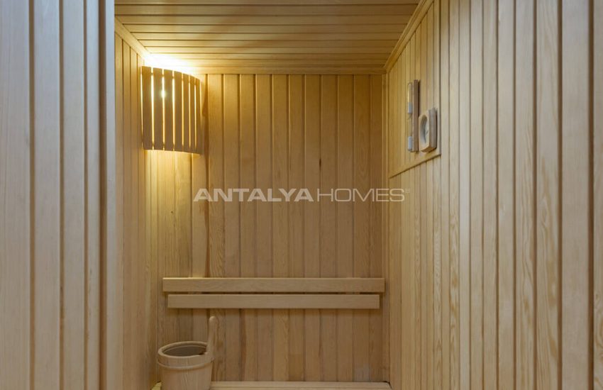 Boutique Hotel with 21 Rooms and Cafe in Old Town in Antalya 37