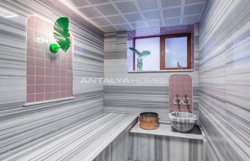 Boutique Hotel with 21 Rooms and Cafe in Old Town in Antalya 39