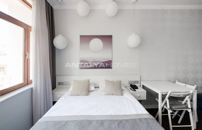Boutique Hotel with 21 Rooms and Cafe in Old Town in Antalya 19