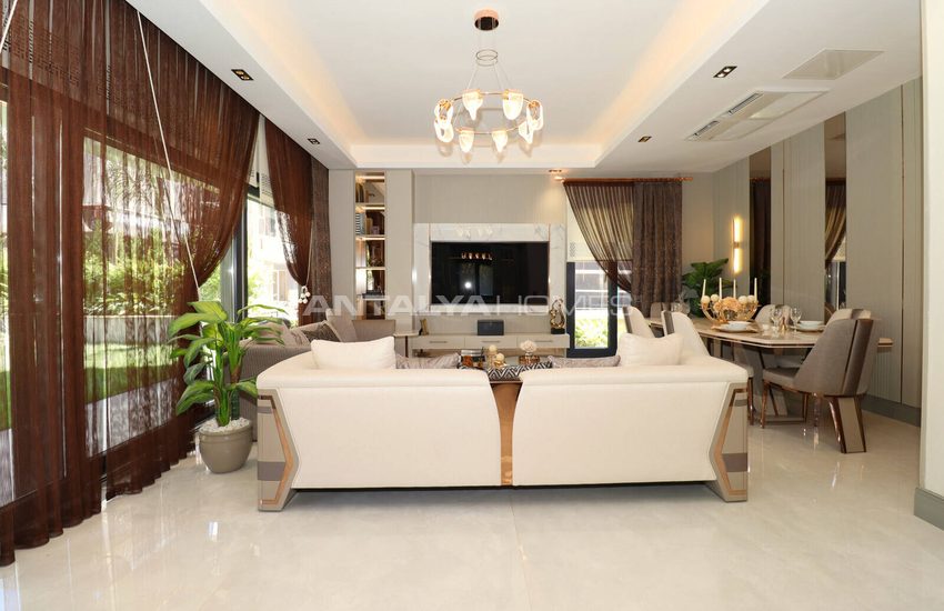 Detached Villas with Stylish Design in Antalya Muratpasa 15