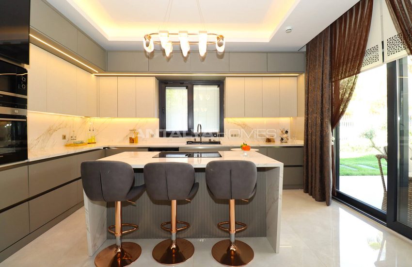 Detached Villas with Stylish Design in Antalya Muratpasa 17
