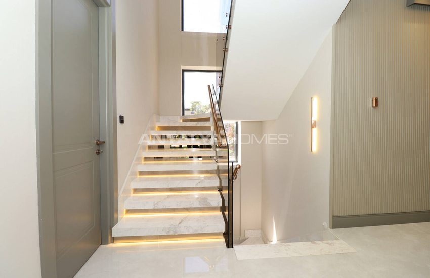 Detached Villas with Stylish Design in Antalya Muratpasa 21