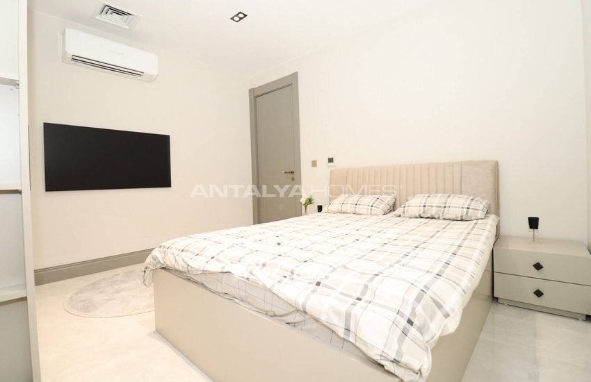 Detached Villas with Stylish Design in Antalya Muratpasa 36
