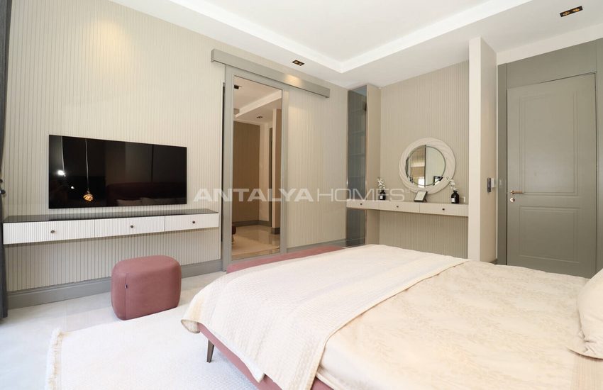Detached Villas with Stylish Design in Antalya Muratpasa 24