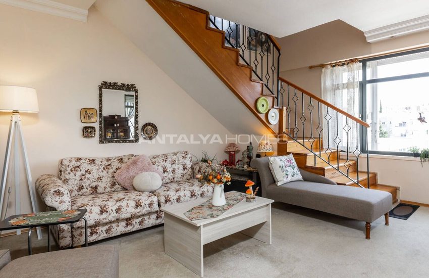 Duplex Apartment Near the Beach in Antalya Muratpasa 20