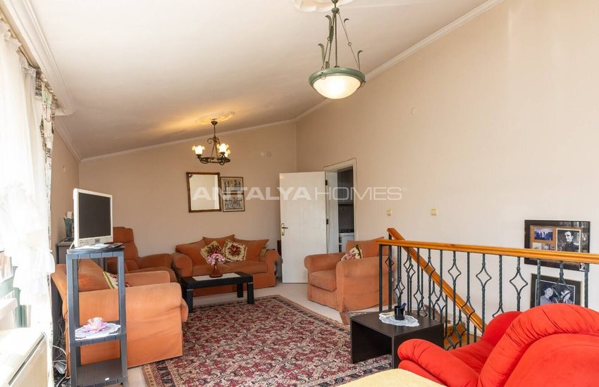 Duplex Apartment Near the Beach in Antalya Muratpasa 24