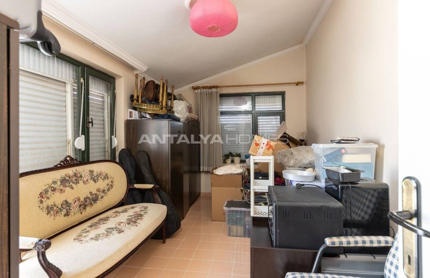 Duplex Apartment Near the Beach in Antalya Muratpasa 39
