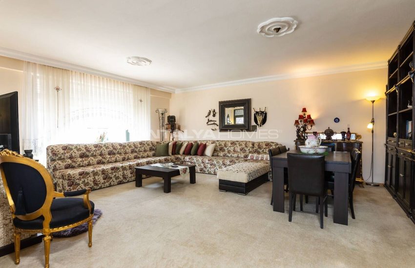 Duplex Apartment Near the Beach in Antalya Muratpasa 13