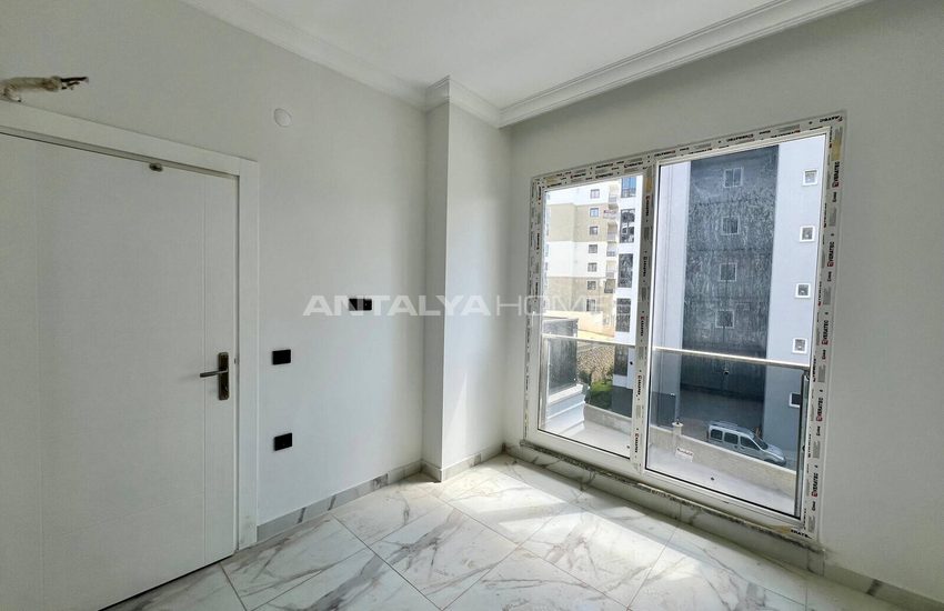 Ready-to-move Flat in a Complex with Pool in Alanya Avsallar 18