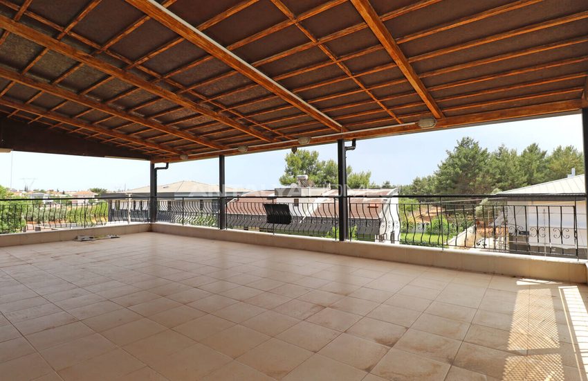 Immeuble Entier Avec Grand Terrain À Antalya Dosemealti 38