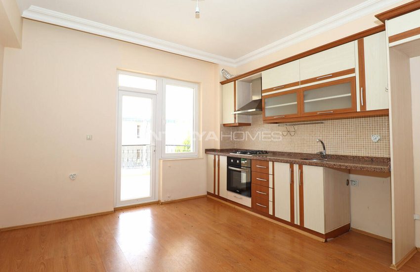 Immeuble Entier Avec Grand Terrain À Antalya Dosemealti 17