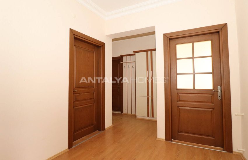 Immeuble Entier Avec Grand Terrain À Antalya Dosemealti 21