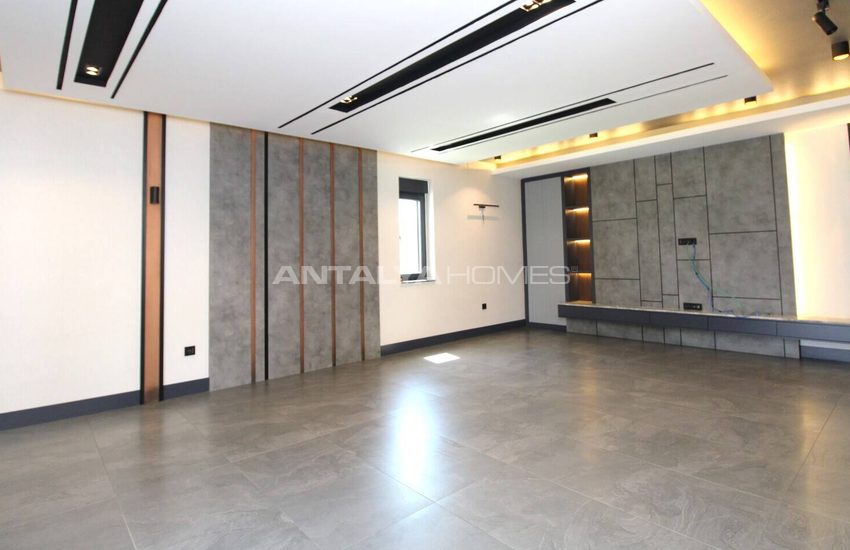 Antalya Serik'te Denize Yakın Havuzlu Müstakil Villa 19