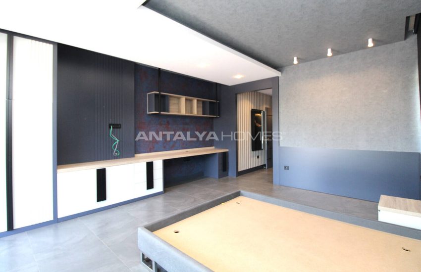 Antalya Serik'te Denize Yakın Havuzlu Müstakil Villa 38