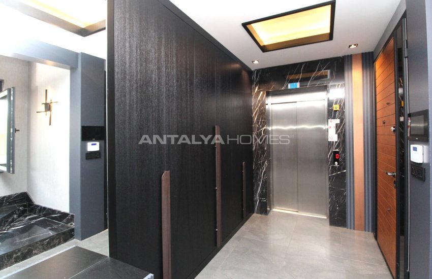 Antalya Serik'te Denize Yakın Havuzlu Müstakil Villa 55