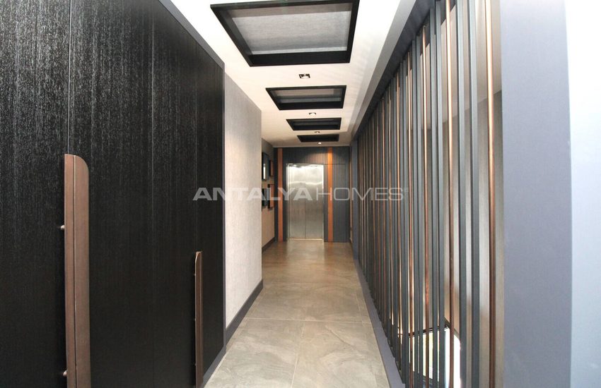 Antalya Serik'te Denize Yakın Havuzlu Müstakil Villa 56