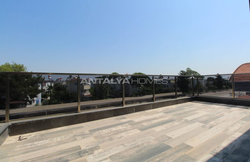 Antalya Serik'te Denize Yakın Havuzlu Müstakil Villa 75