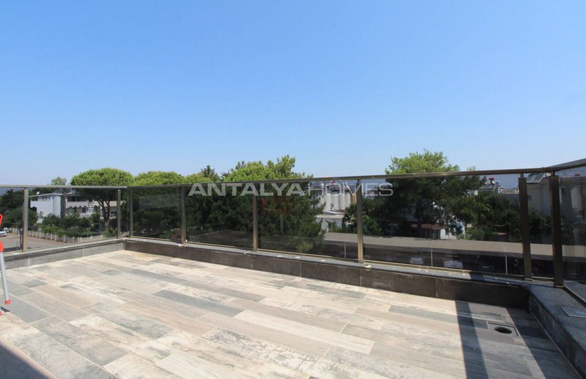 Antalya Serik'te Denize Yakın Havuzlu Müstakil Villa 76