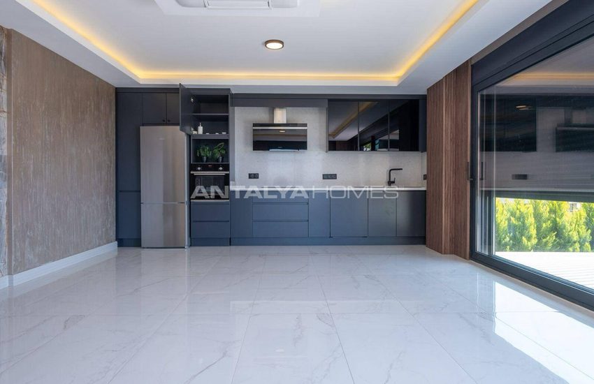 Haus Mit Meerblick Und Swimmingpool In Alanya 11