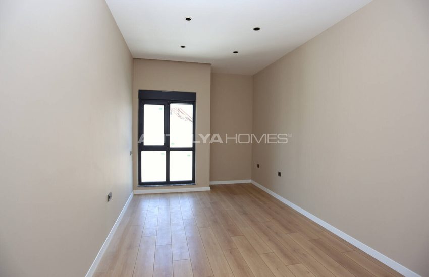 شقق في مجمع سكني به مسبح ومواقف سيارات في أنطاليا كونيالتي 14