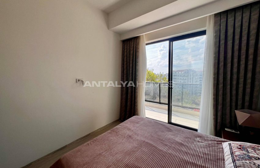 Alanya Avsallar'da Havuzlu Sitede Deniz Manzaralı Eşyalı Daire 30