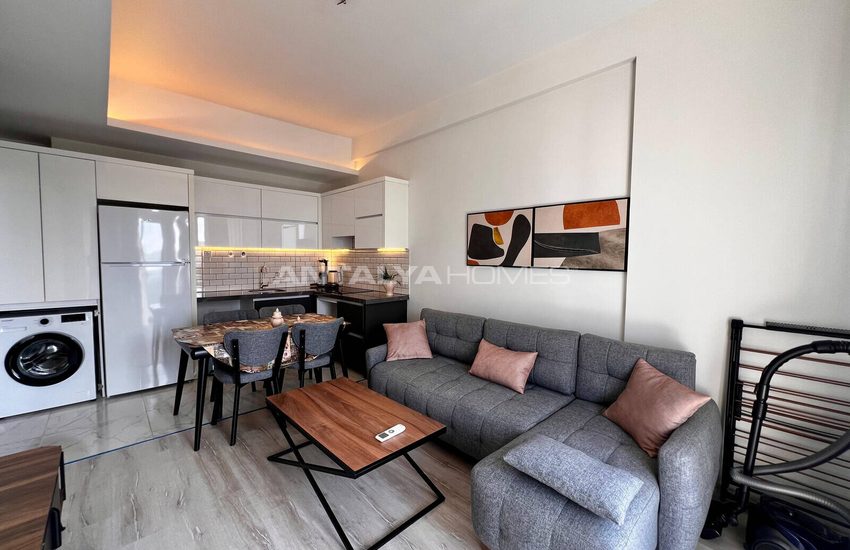 Alanya Avsallar'da Havuzlu Sitede Deniz Manzaralı Eşyalı Daire 23