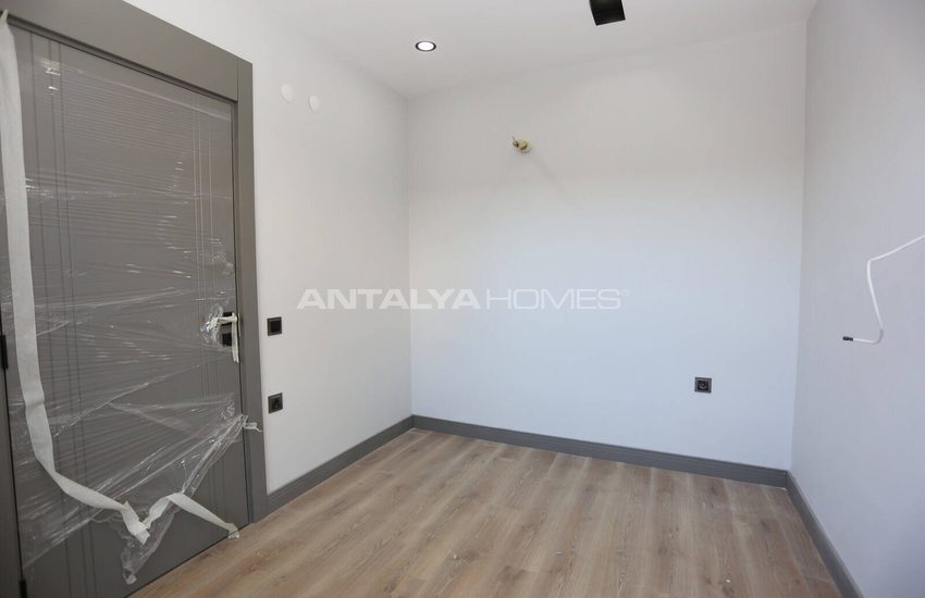 Brand New Flat in a Central Location in Muratpasa Antalya 10