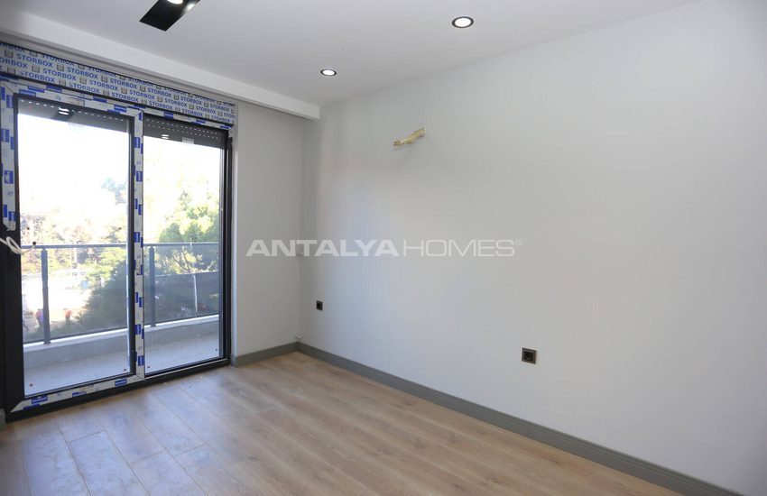 Brand New Flat in a Central Location in Muratpasa Antalya 11