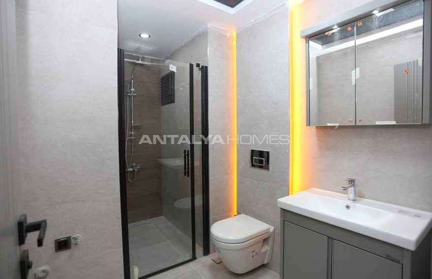 Brand New Flat in a Central Location in Muratpasa Antalya 13