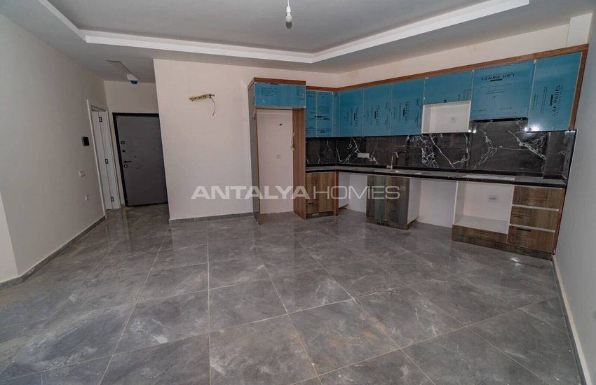 Stylish Flats in an Extensive Project in Alanya Avsallar 18