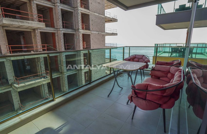 Sea-view Flats in a Complex in Mahmutlar Alanya 31