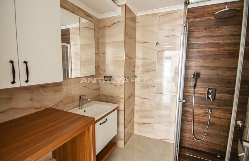 Sea-view Flats in a Complex in Mahmutlar Alanya 22
