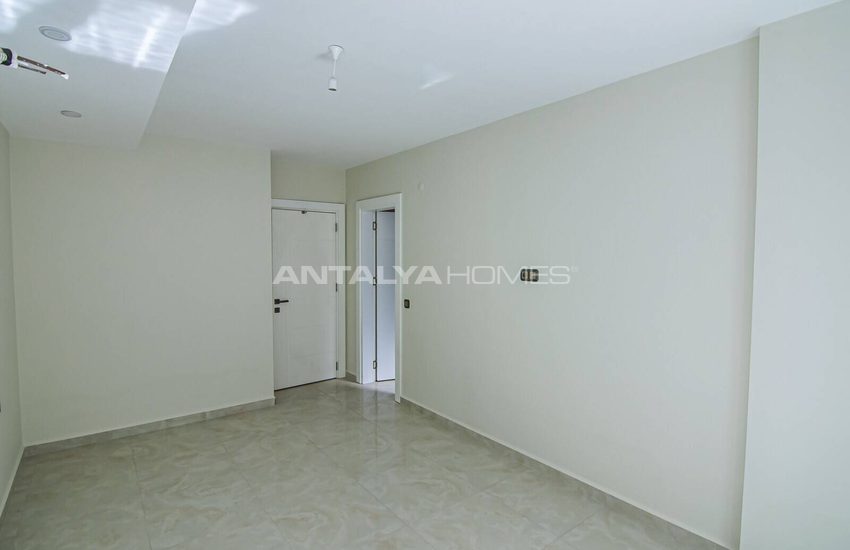 Sea-view Flats in a Complex in Mahmutlar Alanya 18
