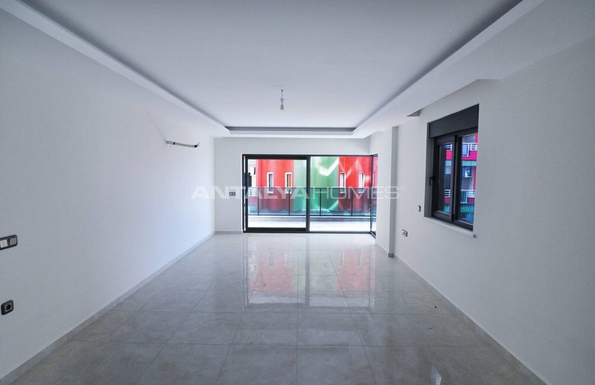 Sea-view Flats in a Complex in Mahmutlar Alanya 17