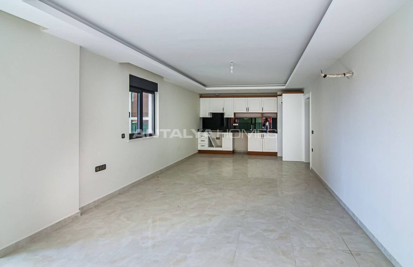 Sea-view Flats in a Complex in Mahmutlar Alanya 15