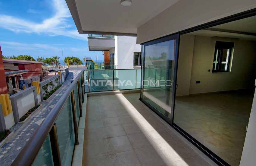 Sea-view Flats in a Complex in Mahmutlar Alanya 23