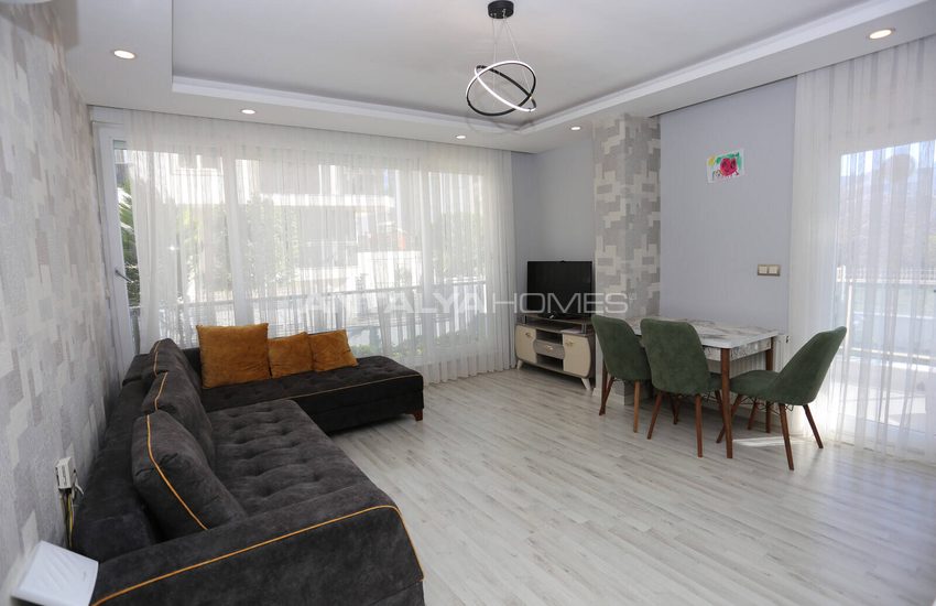 Flat in a Complex with Pool in Konyaalti Antalya 15