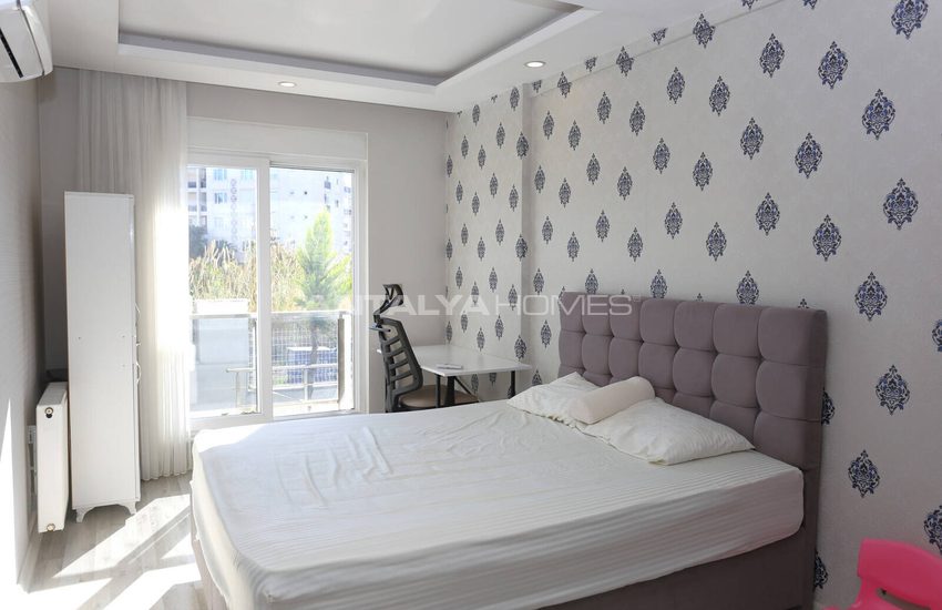 Flat in a Complex with Pool in Konyaalti Antalya 18