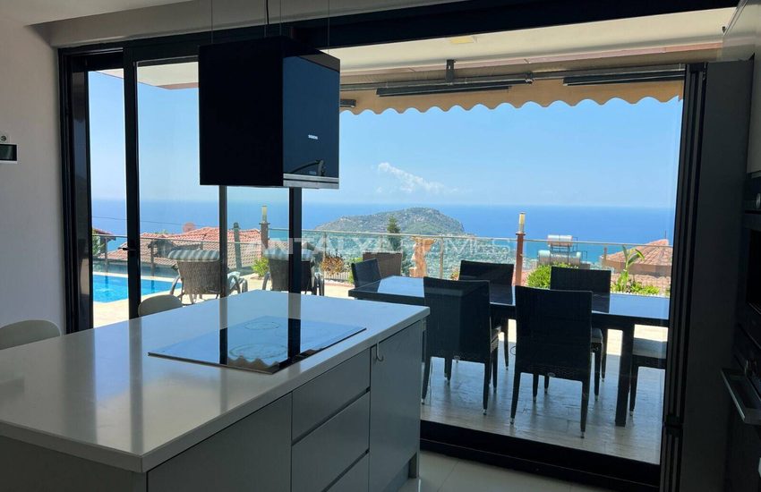 Stylish Sea-view House in a Peaceful Location in Alanya 16