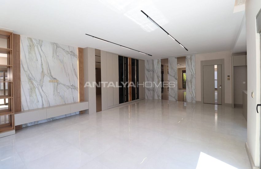 Apartments with Smart Home System Near the Sea in Antalya Lara 12