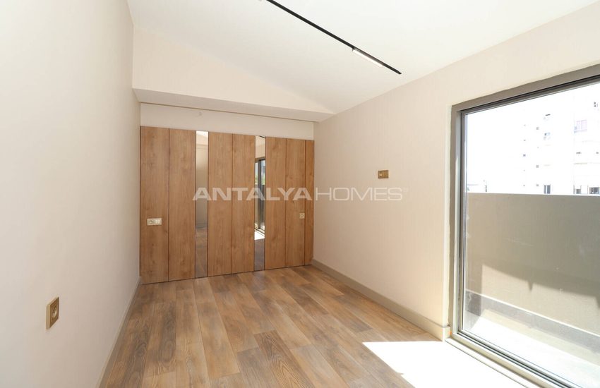 Apartments with Smart Home System Near the Sea in Antalya Lara 24