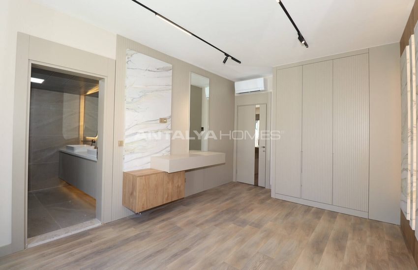 Apartments with Smart Home System Near the Sea in Antalya Lara 20
