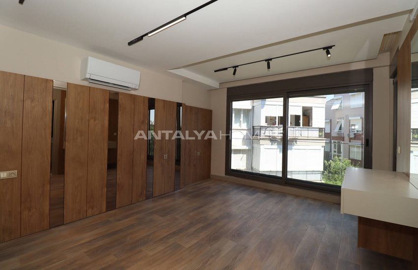 Apartments with Smart Home System Near the Sea in Antalya Lara 22