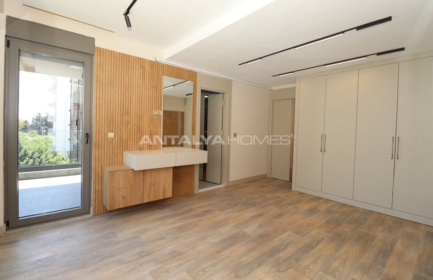 Apartments with Smart Home System Near the Sea in Antalya Lara 23