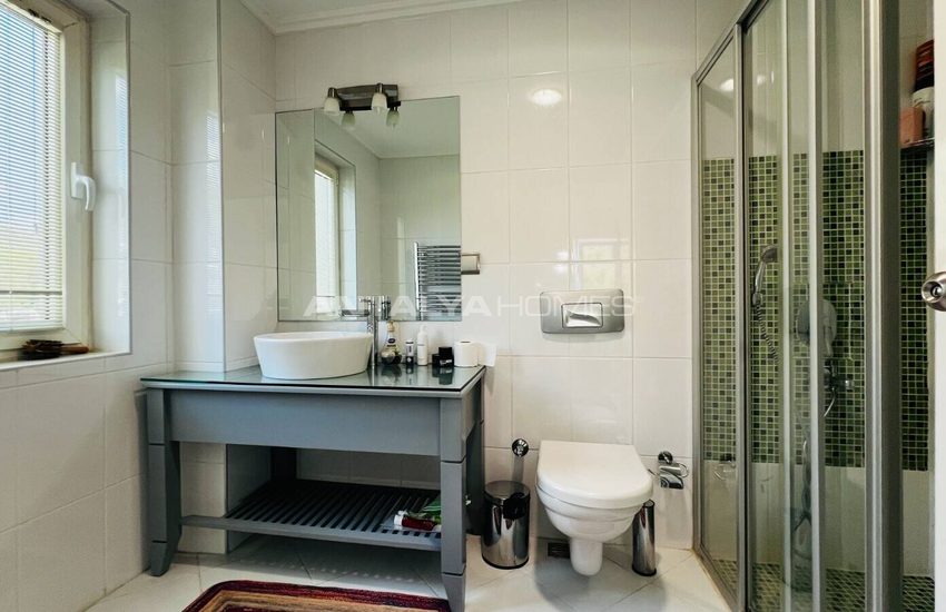 Luxuriöses Haus Mit Pool Zu Verkaufen In Antalya Kemer 36