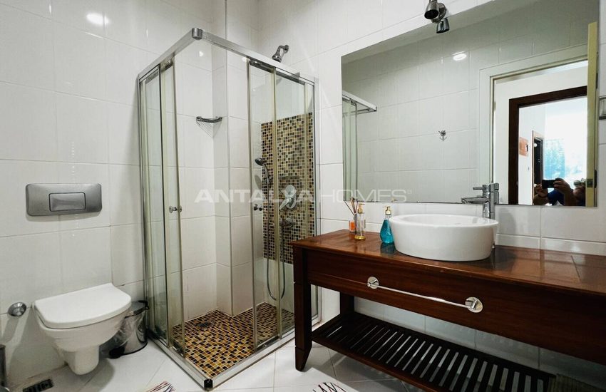 Luxuriöses Haus Mit Pool Zu Verkaufen In Antalya Kemer 38